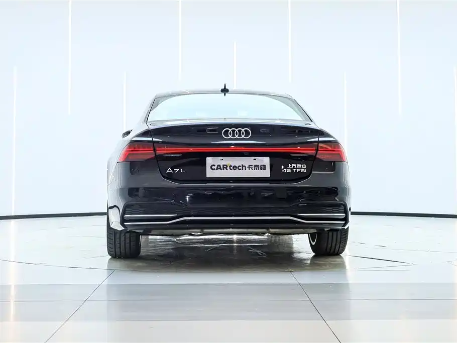Audi A7L 2024 — фото 6