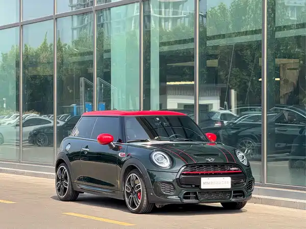MINI JCW 2021