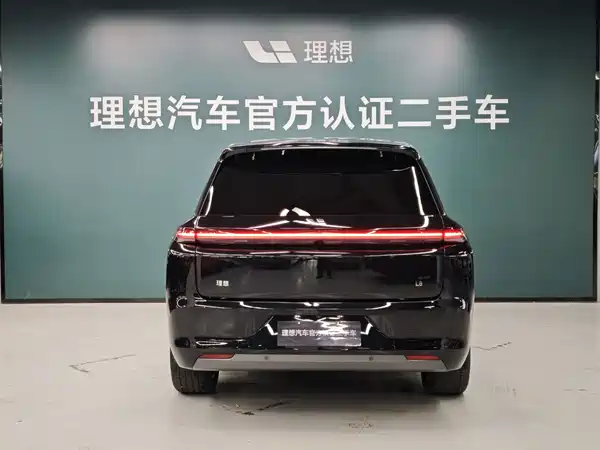 Li Auto L8 2023