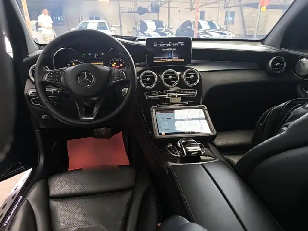 Mercedes-Benz GLC 2018