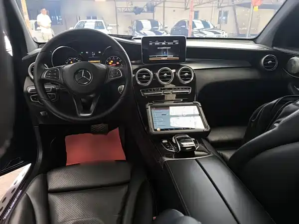 Mercedes-Benz GLC 2018