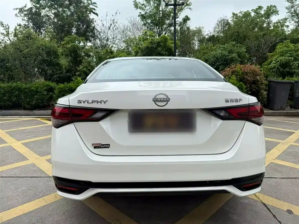 Nissan Sylphy 2024 — фото 15
