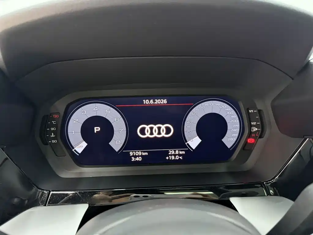 Audi A3 2023 — фото 12