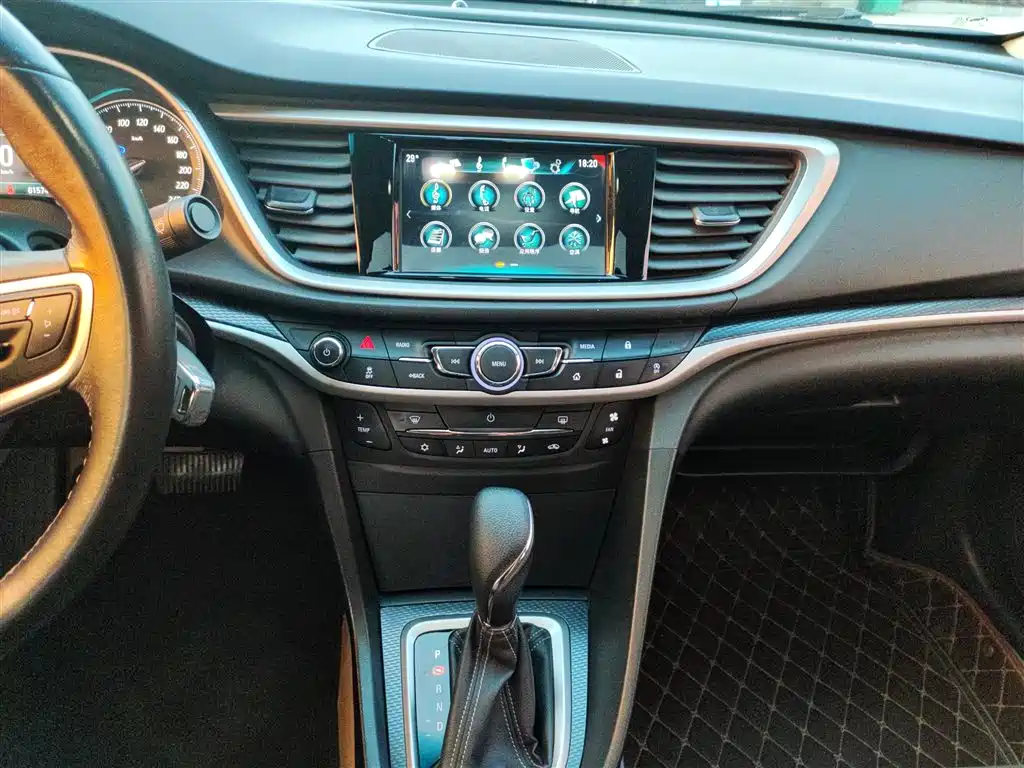 Buick Excelle 2019 — фото 13