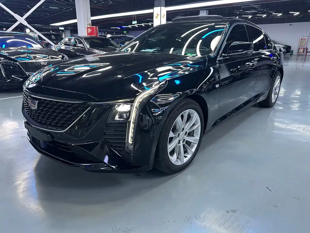 Cadillac CT5 2024 — фото 1