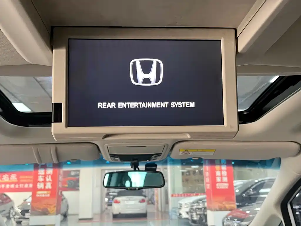 Honda Odyssey 2017 — фото 18