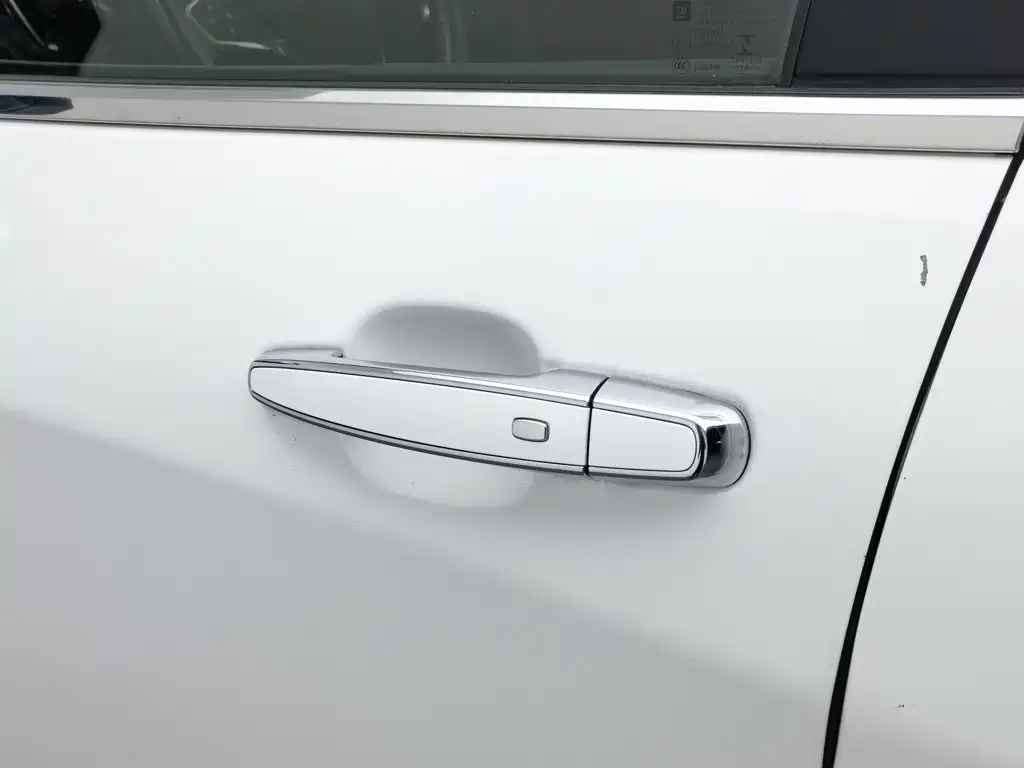 Chevrolet Equinox 2018 — фото 18
