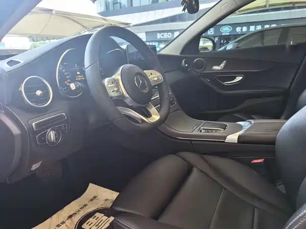 Mercedes-Benz C-Class 2021