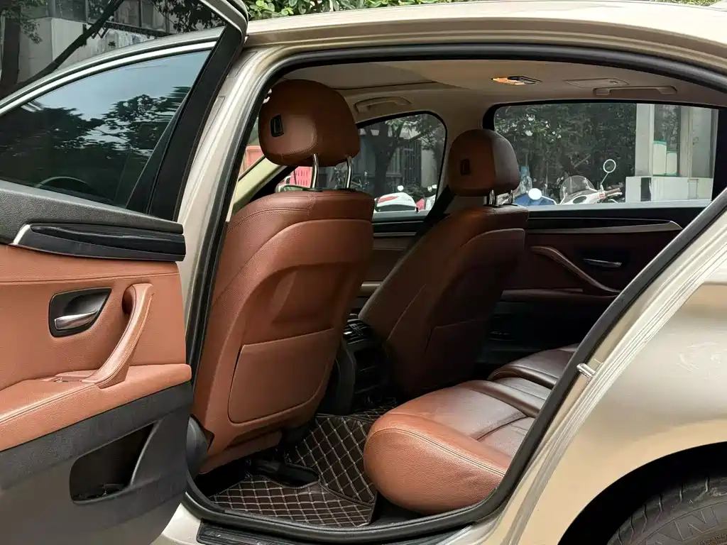 BMW 5 Series 2016