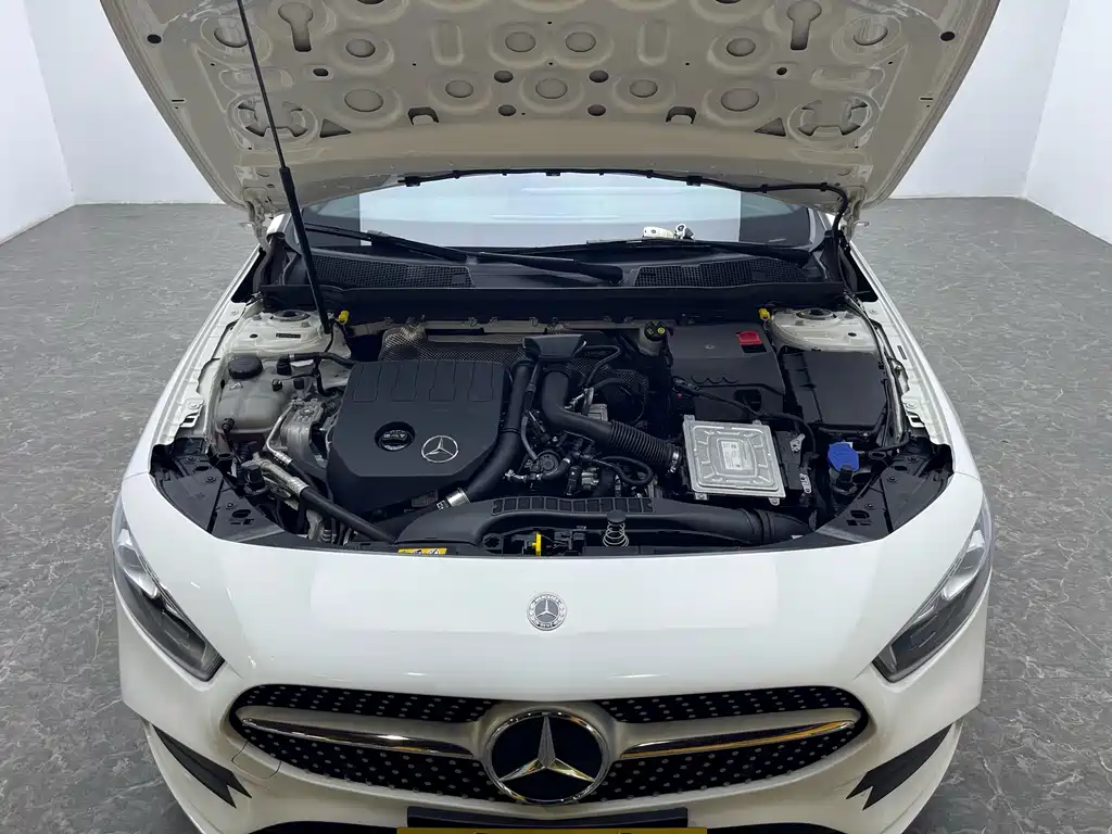 Mercedes-Benz A-Class 2022 — фото 16