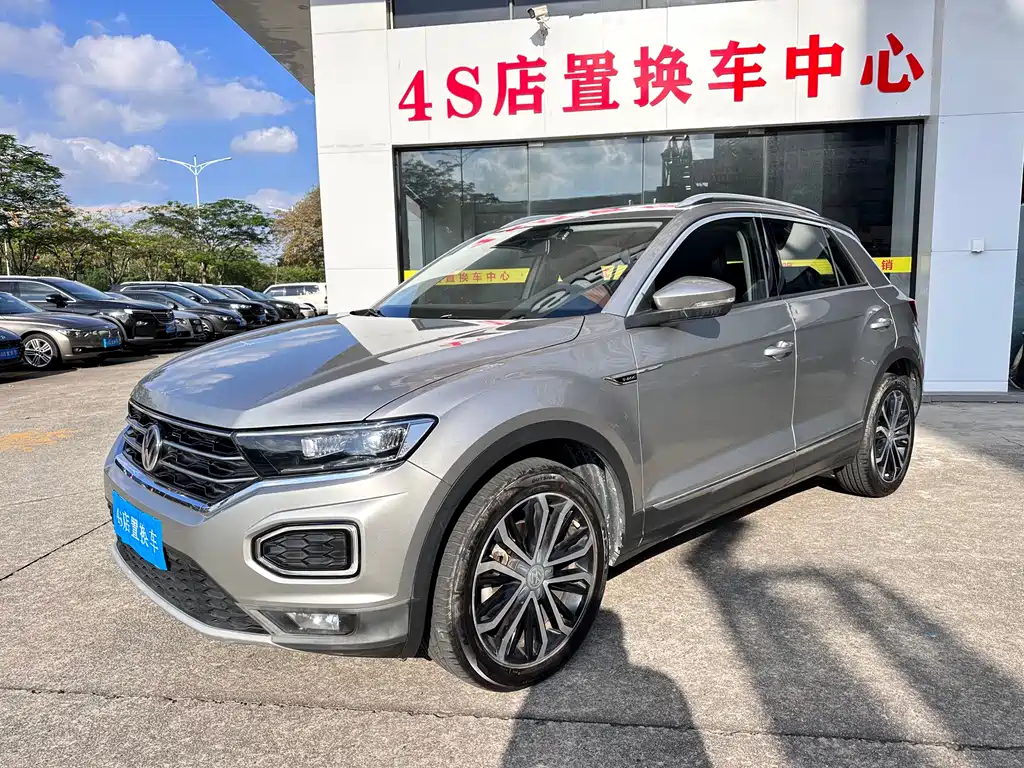 Volkswagen T-Roc 2020 — фото 1