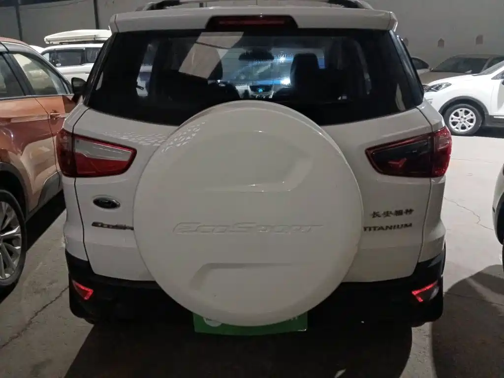 Ford Ecosport 2017 — фото 22
