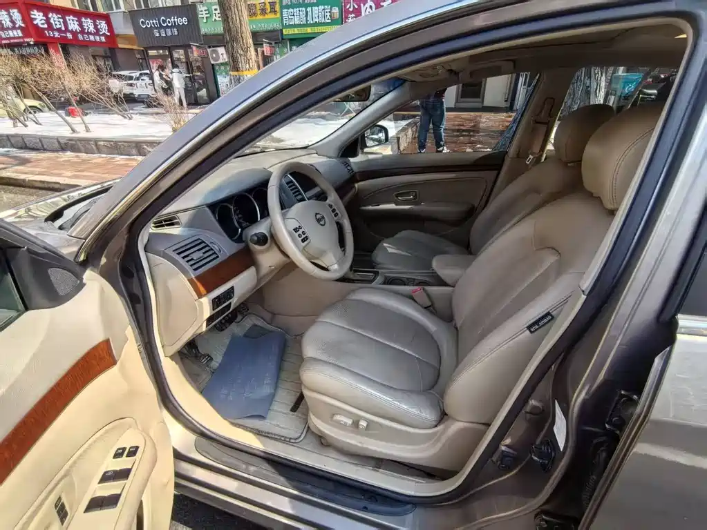 Nissan Sylphy 2010 — фото 7