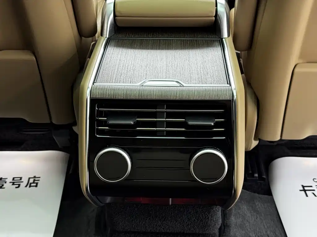 Land Rover Range Rover 2024 — фото 16