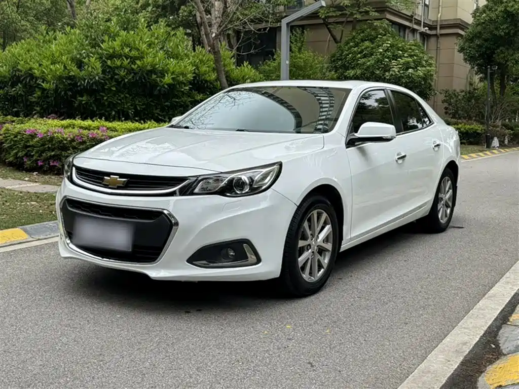 Chevrolet Malibu 2017 — фото 2