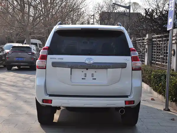 Toyota Prado 2016