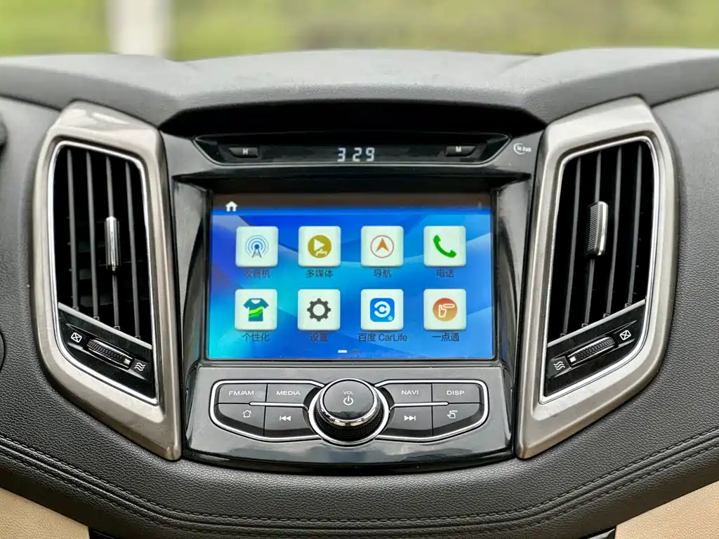 Changan Eado 2016 — фото 34