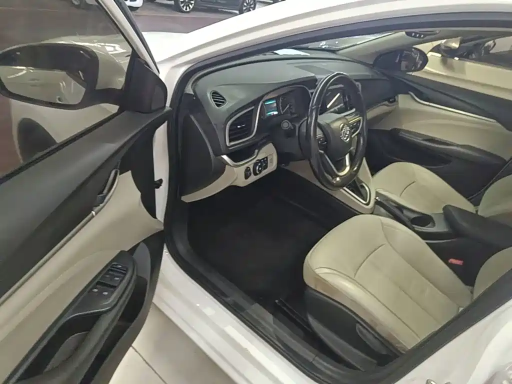 Buick Excelle GT 2020 — фото 16