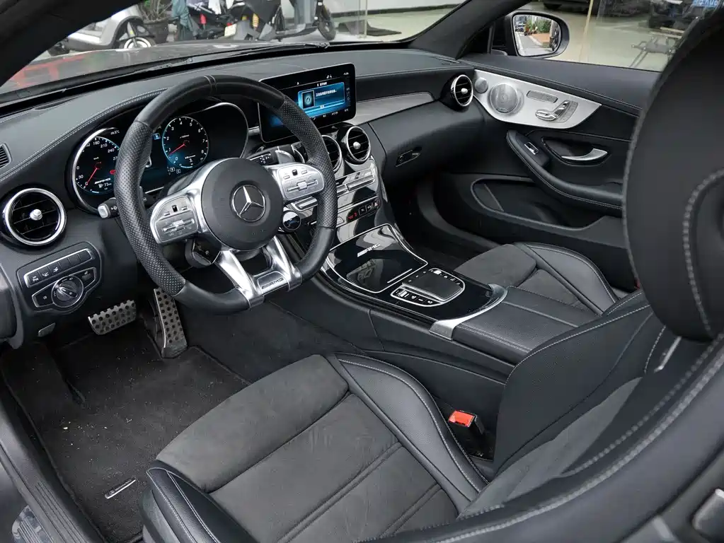 Mercedes-Benz C-Class AMG 2021 — фото 4