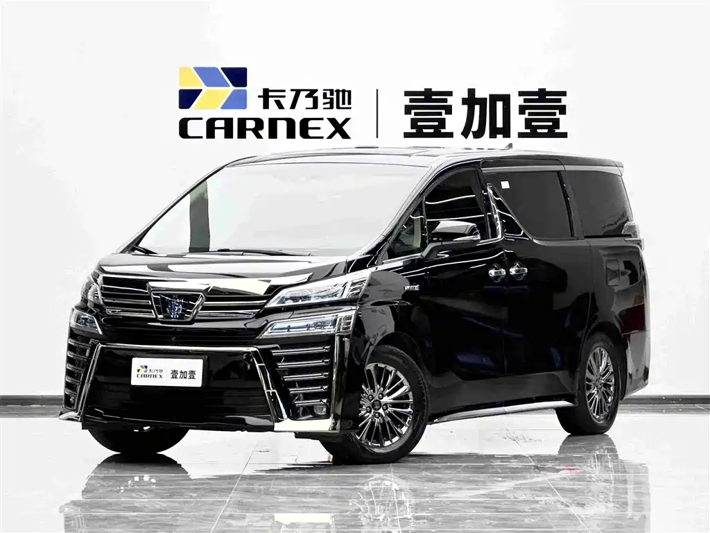 Toyota Vellfire 2022 — фото 1