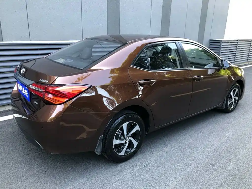 Toyota Levin 2017 — фото 13