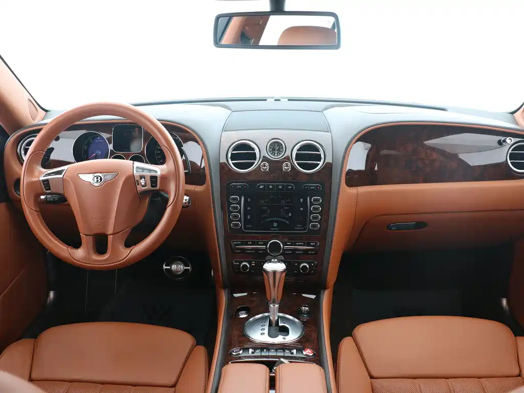 Bentley Flying Spur 2011 — фото 10