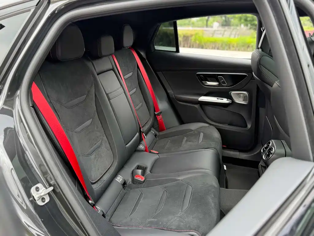 Mercedes-Benz GLC Coupe AMG 2025 — фото 15