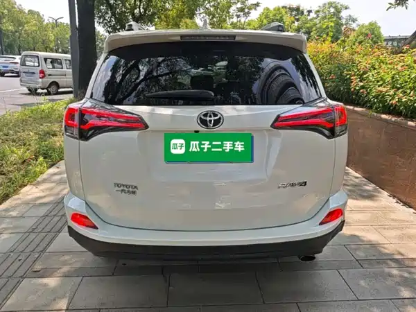 Toyota RAV4 2016