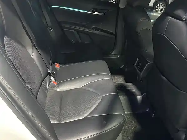 Toyota Camry 2019