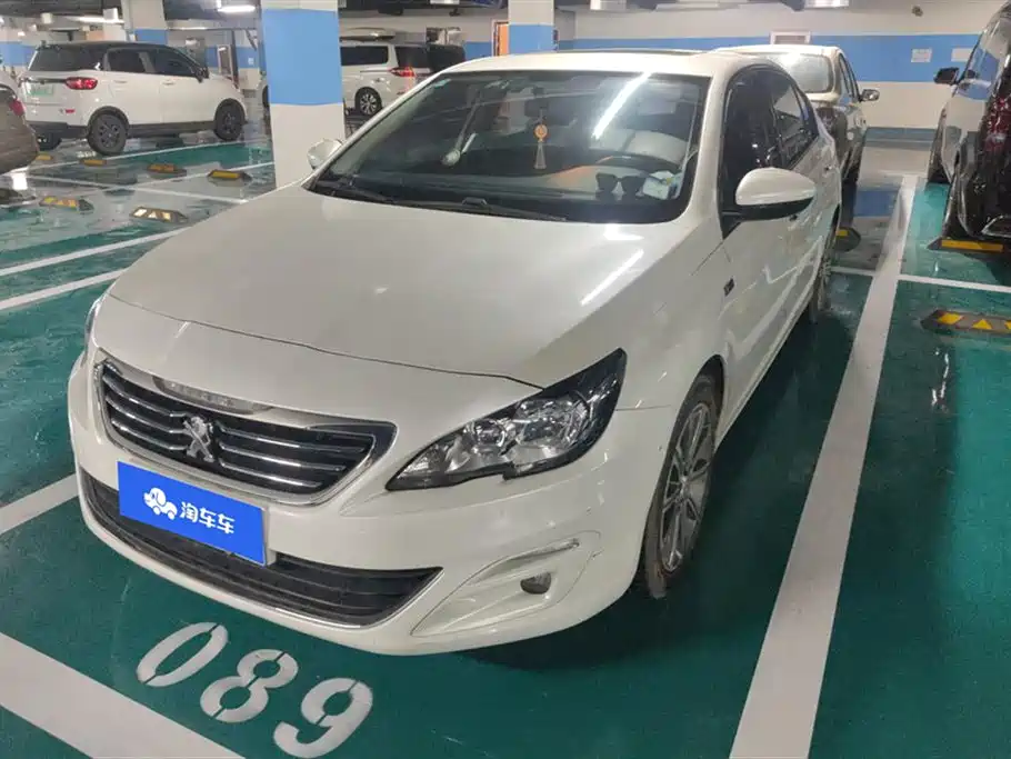 Peugeot 408 2016