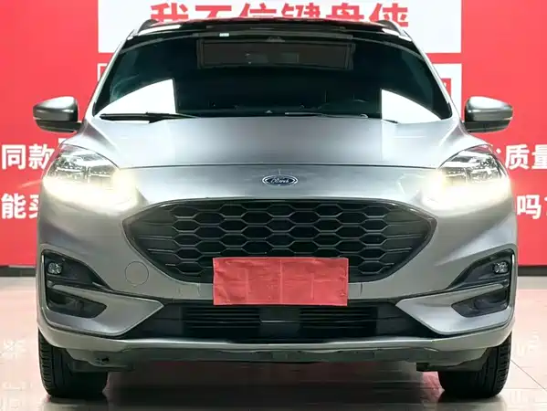 Ford Edge 2022