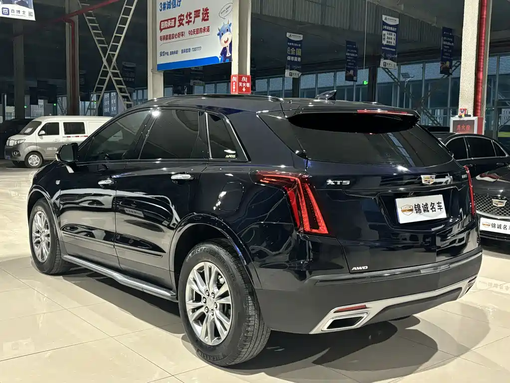 Cadillac XT5 2021 — фото 6
