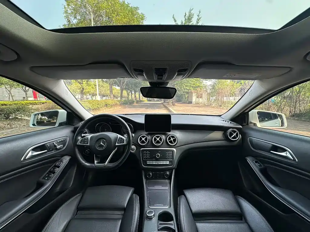 Mercedes-Benz GLA 2019