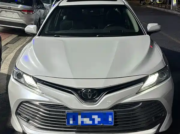Toyota Camry 2019