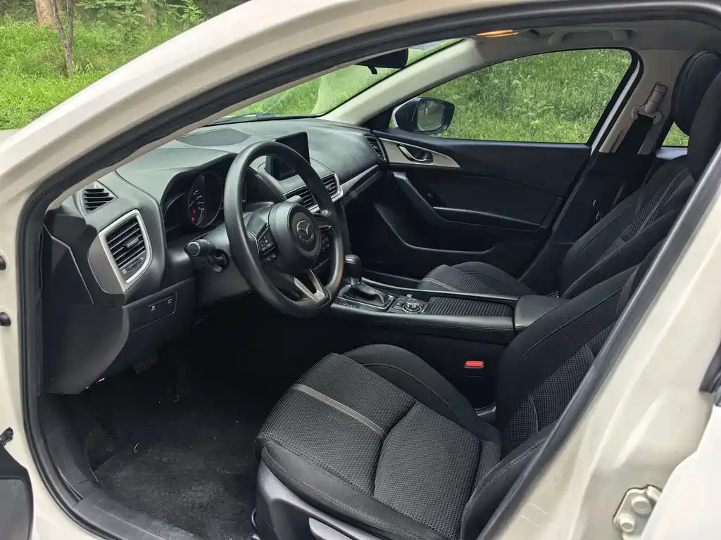 Mazda 3 Angkesela 2017