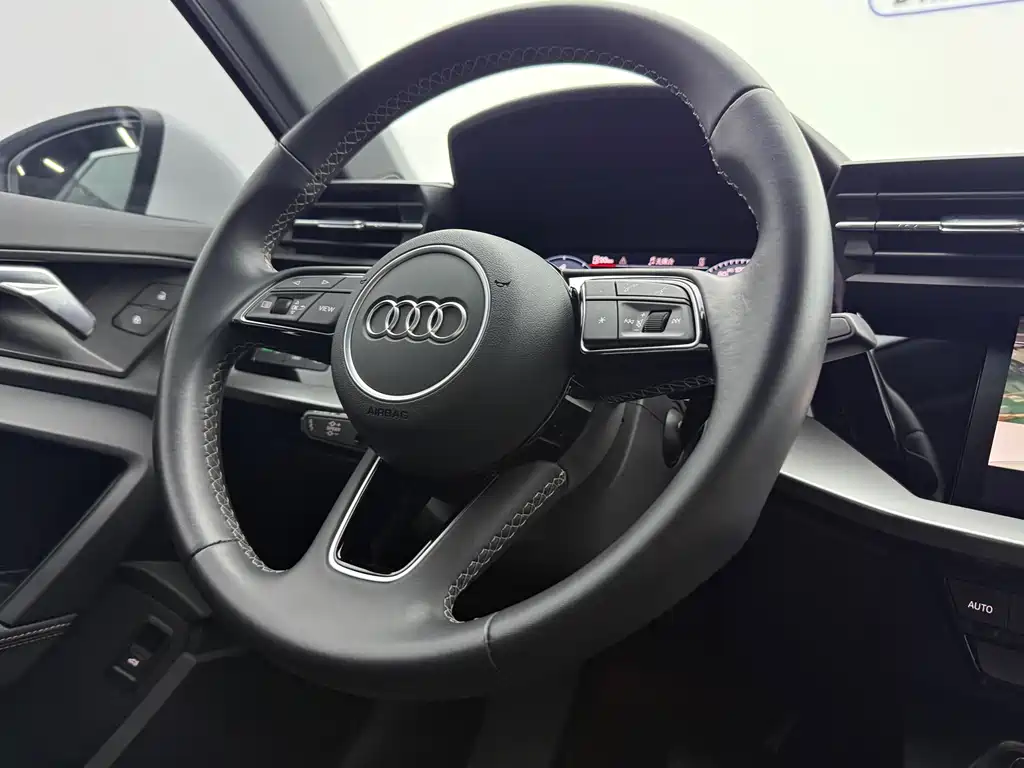 Audi A3 2022 — фото 12
