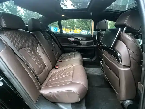 BMW 7 Series 2019