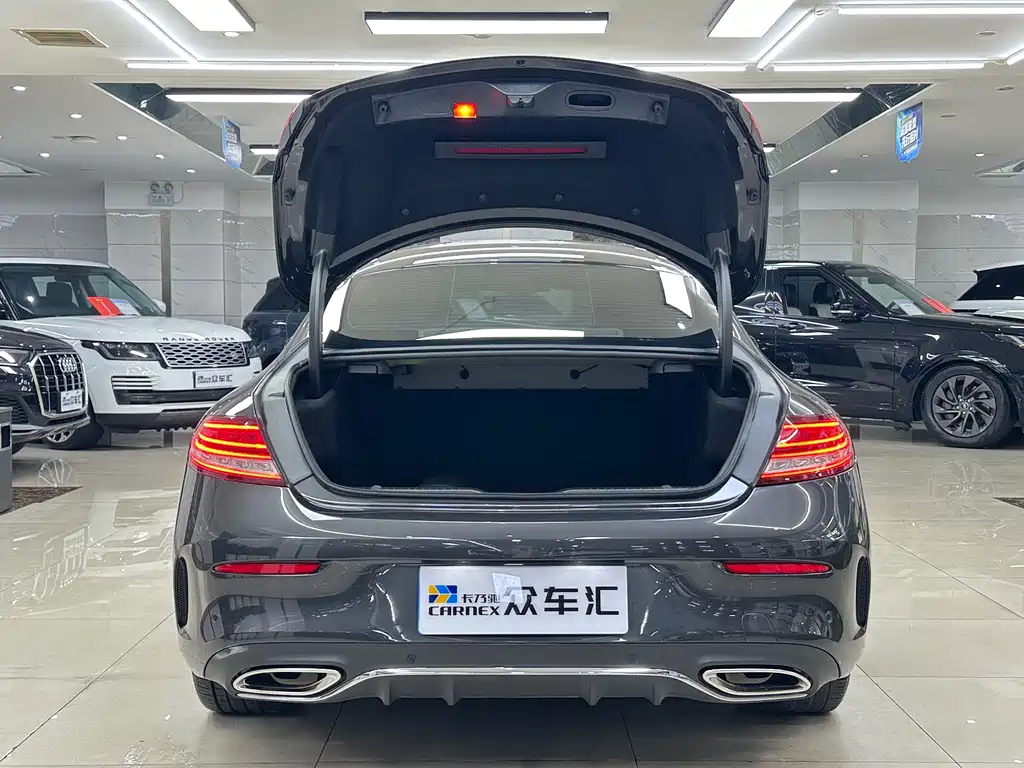 Mercedes-Benz C-Class 2019 — фото 18
