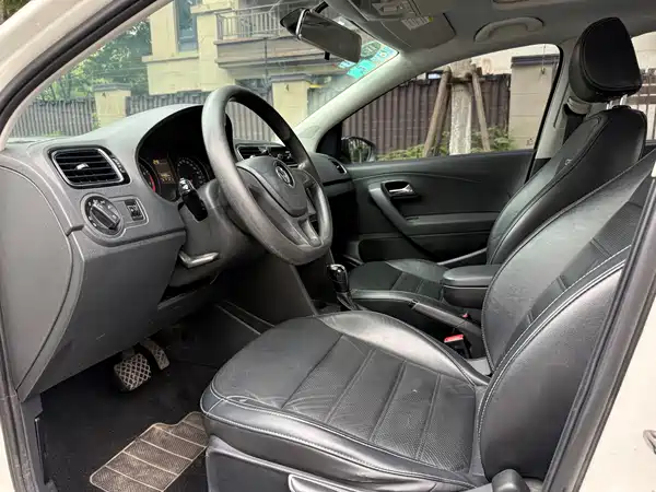 Volkswagen Polo 2014