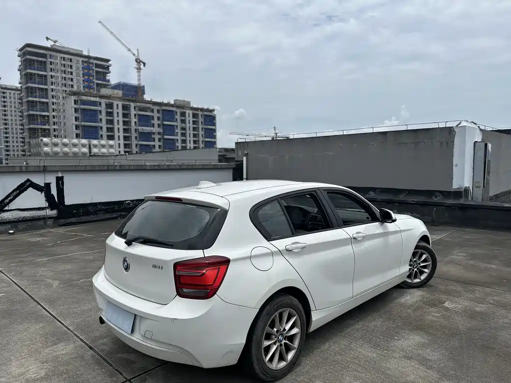 BMW 1 Series 2014 — фото 12