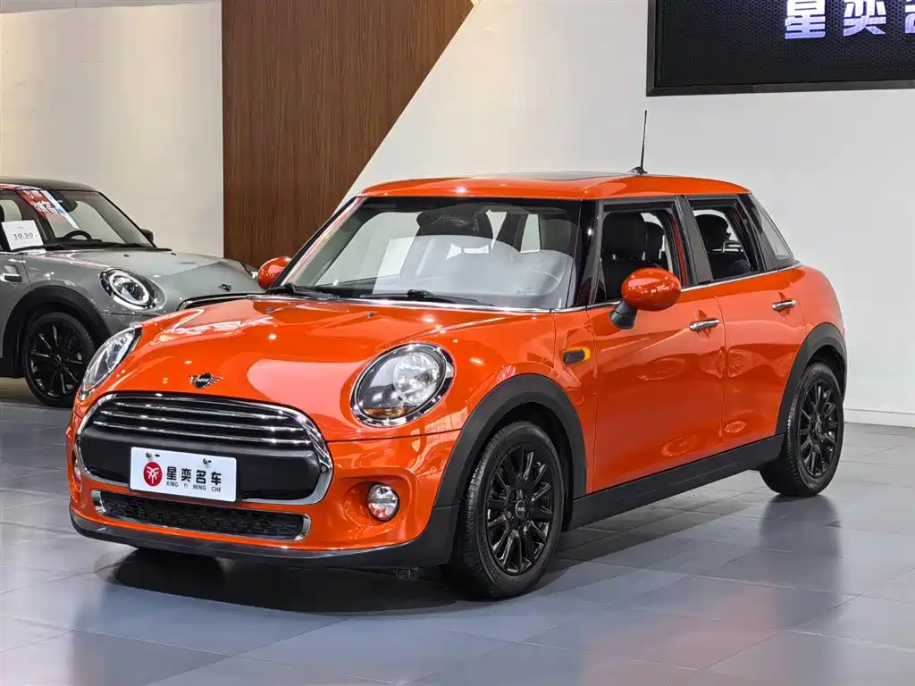 MINI Mini 2019