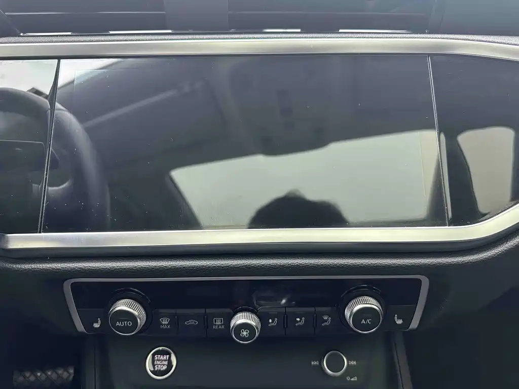 Audi Q3 2022 — фото 16
