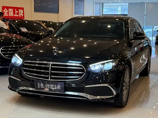 Mercedes-Benz E-Class 2022