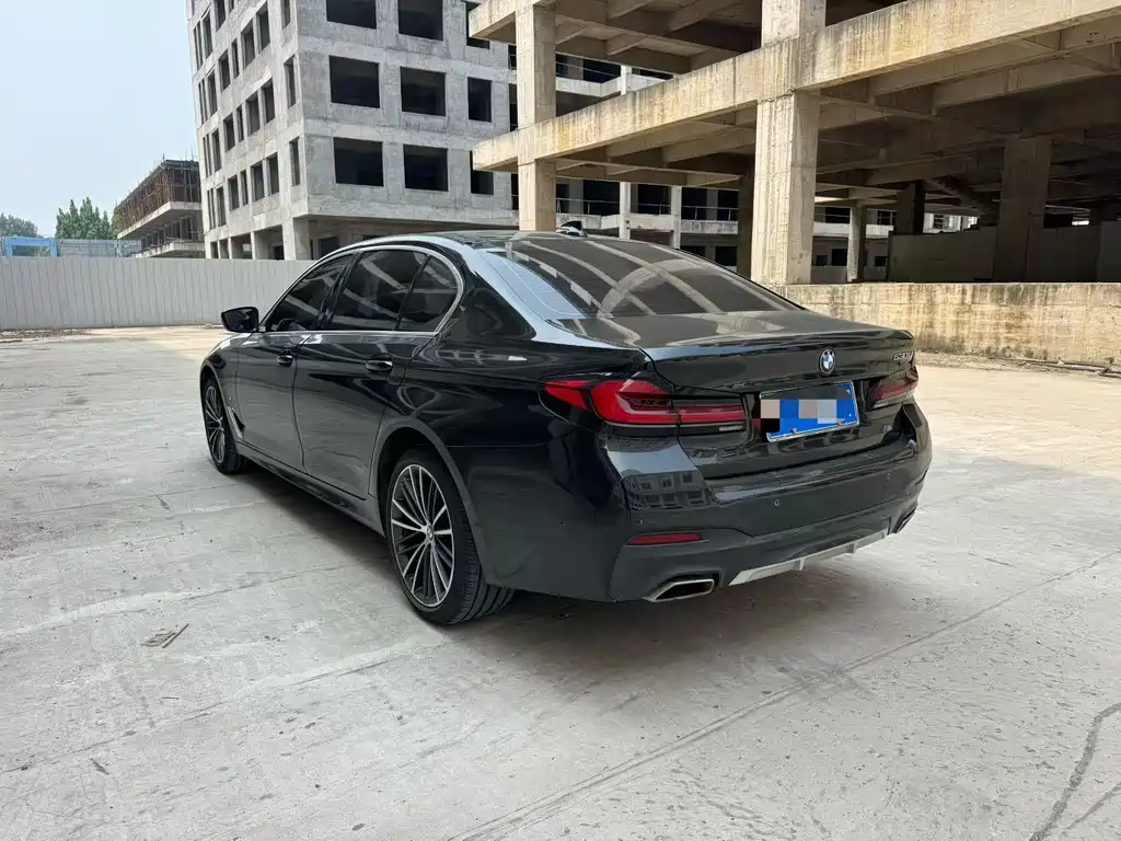 BMW 5 Series 2022