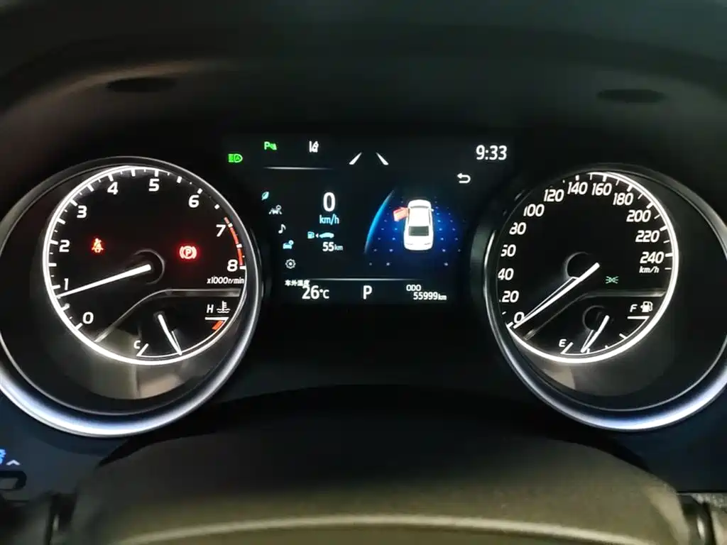 Toyota Camry 2023 — фото 12