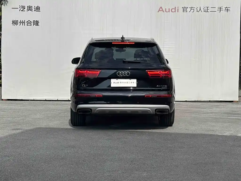 Audi Q7 2018 — фото 5
