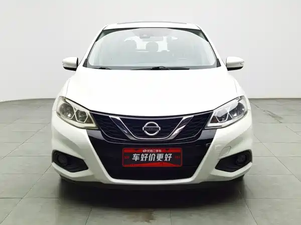 Nissan Tiida 2016