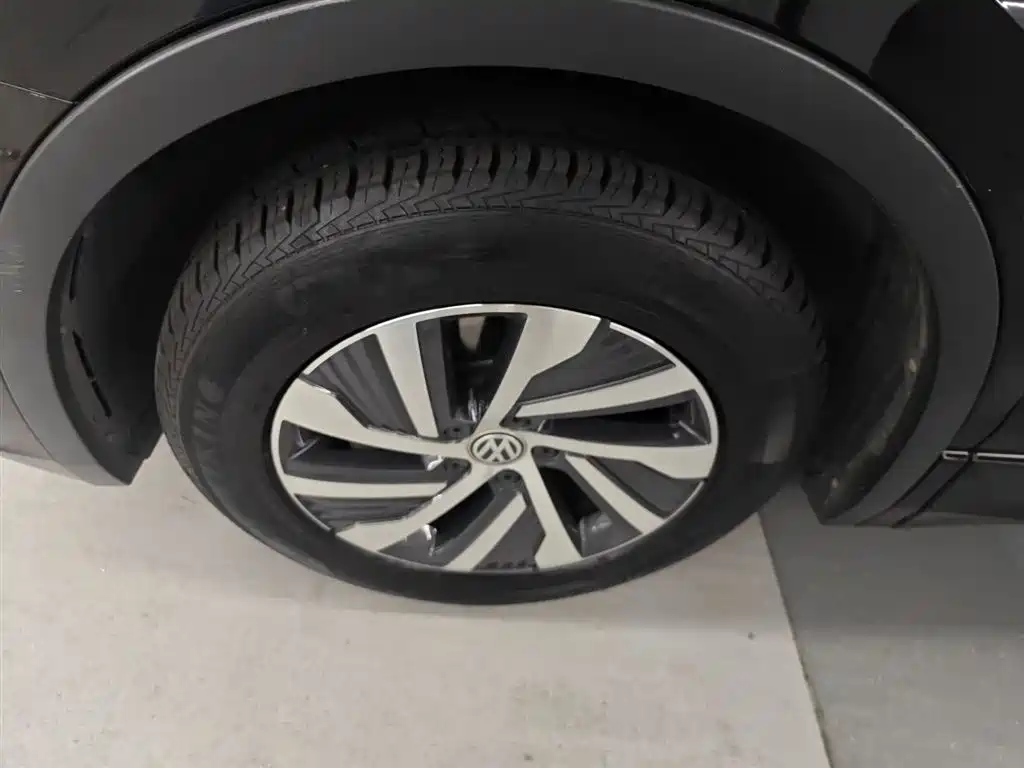 Volkswagen Tiguan L New Energy 2020 — фото 23