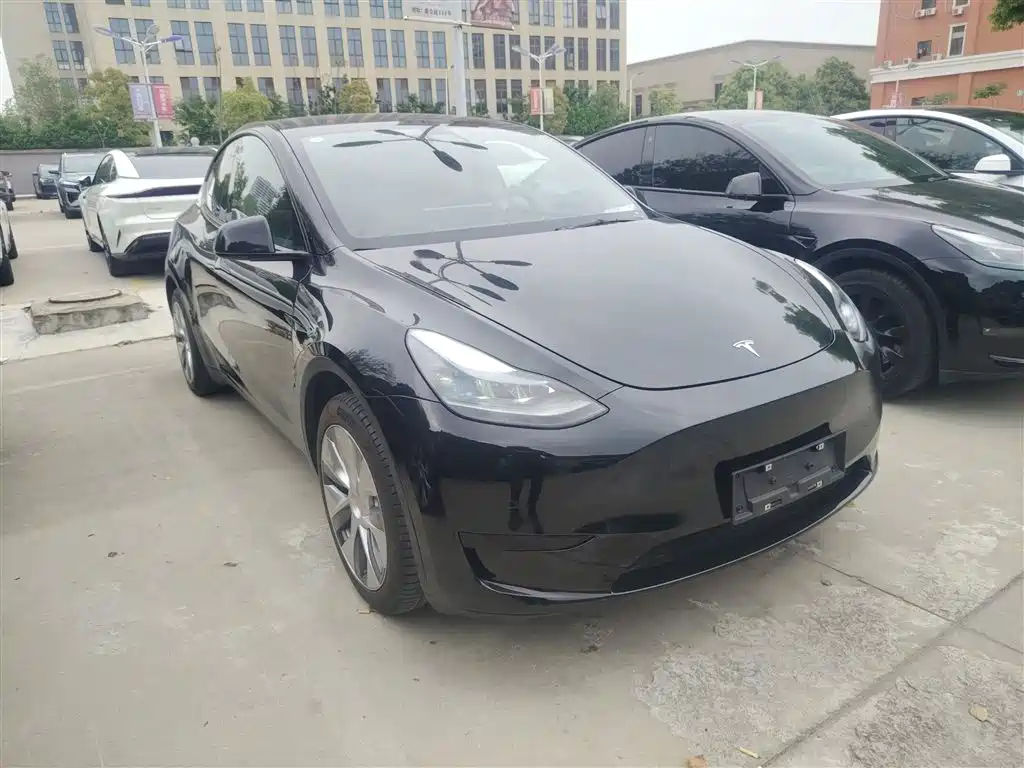 Tesla Model Y 2022 — фото 4