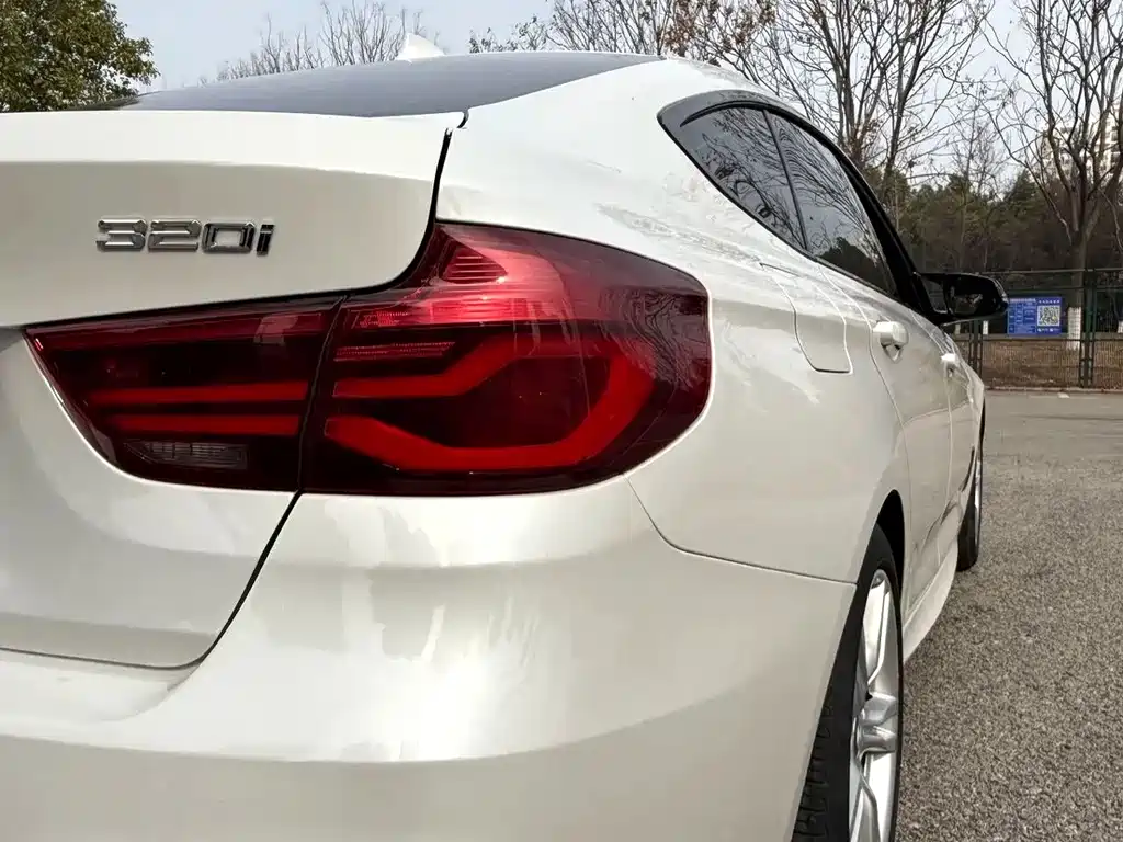 BMW 3 Series GT 2019 — фото 11
